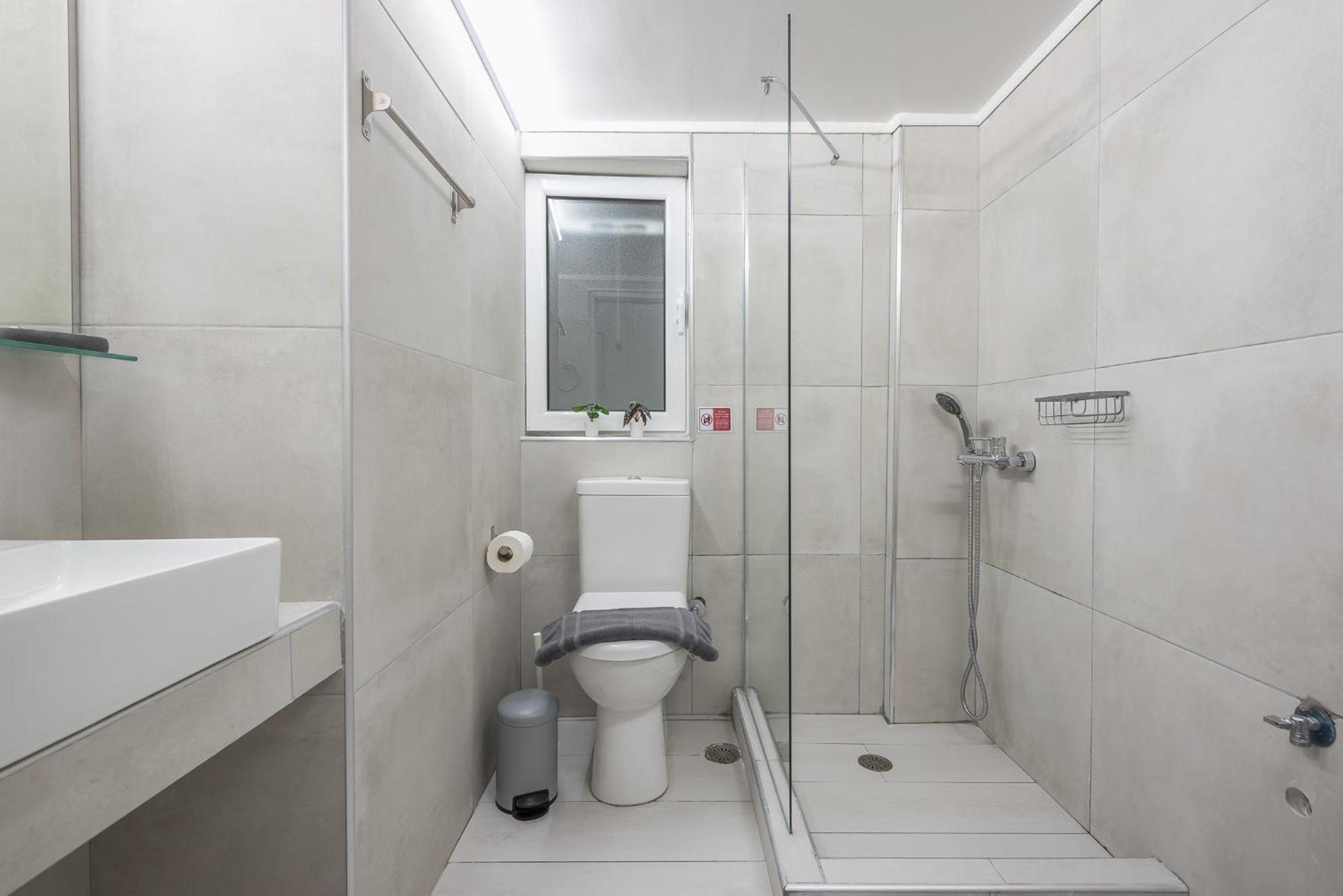 Contemporary Apartment 200M From Acropolis 100Mbps Netflix 아테네 외부 사진