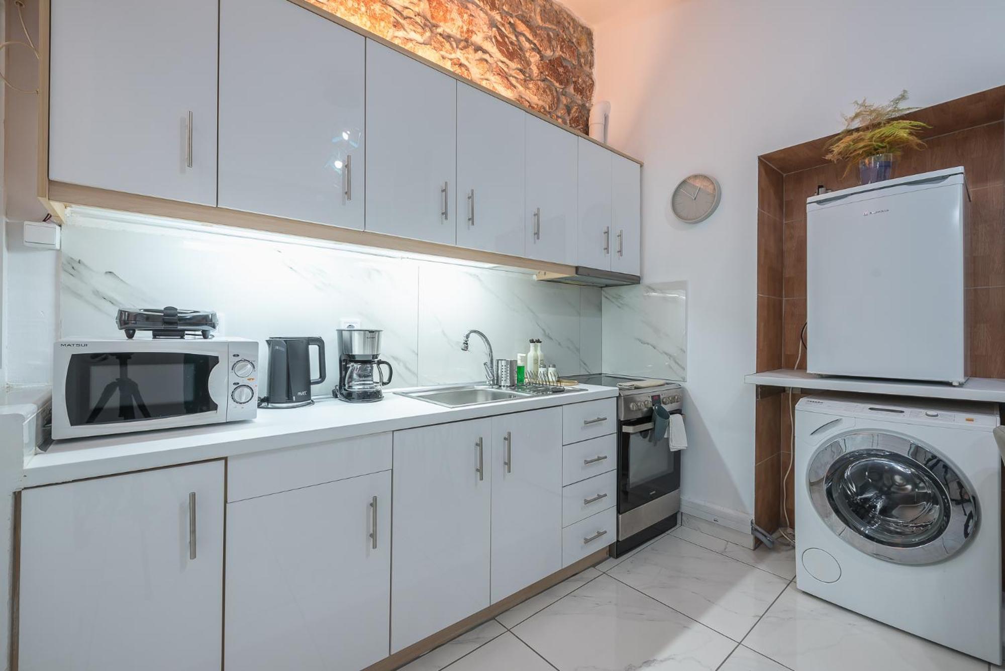 Contemporary Apartment 200M From Acropolis 100Mbps Netflix 아테네 외부 사진